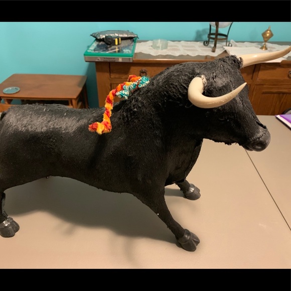 Spanish Señorita Doll & Bull - Picture 5 of 6